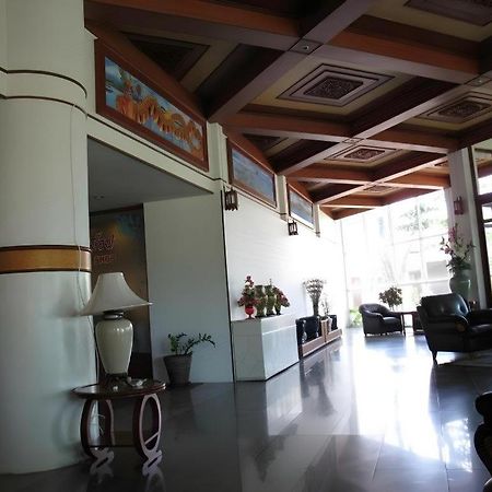Beverly Hill Park Hotel Nakhon Sawan Ngoại thất bức ảnh
