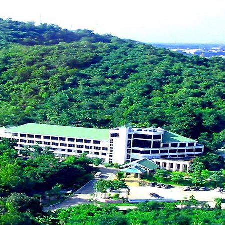 Beverly Hill Park Hotel Nakhon Sawan Ngoại thất bức ảnh