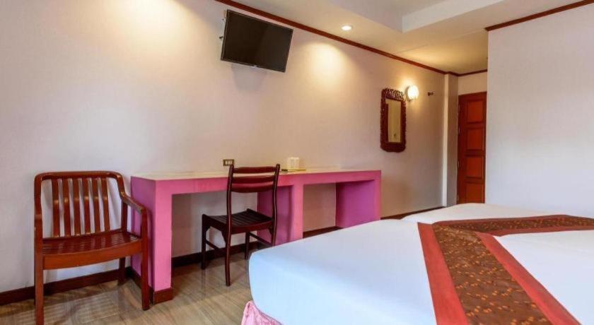 Beverly Hill Park Hotel Nakhon Sawan Ngoại thất bức ảnh
