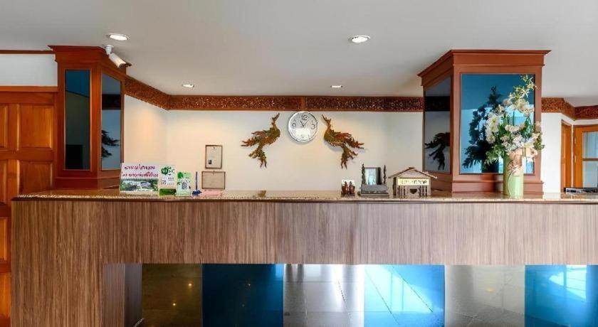 Beverly Hill Park Hotel Nakhon Sawan Ngoại thất bức ảnh