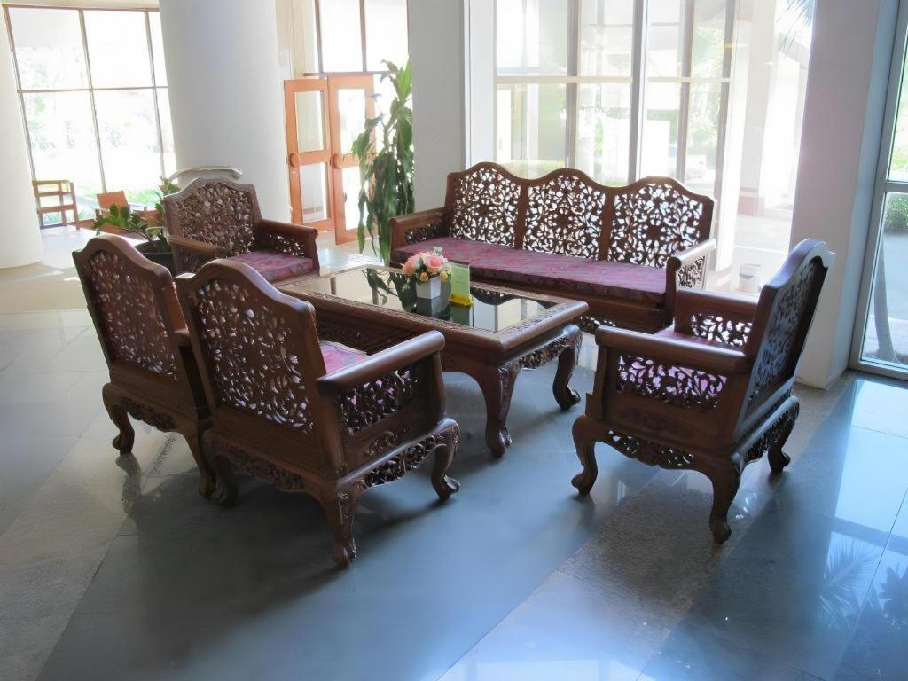 Beverly Hill Park Hotel Nakhon Sawan Ngoại thất bức ảnh